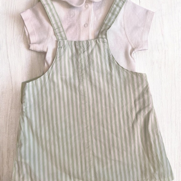 2 piece Peter Rabbit set - Picture 2 of 6